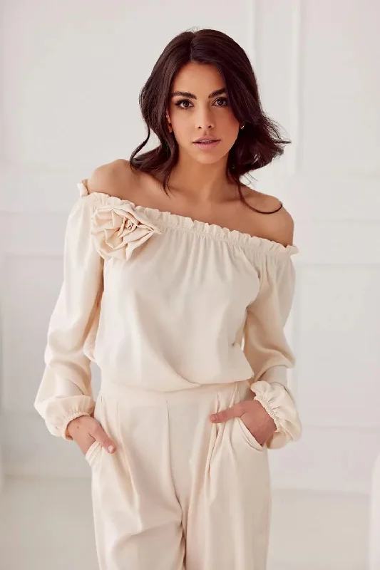 Blouse Roco Fashion Embroidered Floral Blouse