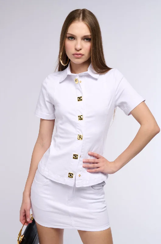 VALENCIA DENIM BUTTON DOWN BLOUSE Feminine Puff Blouse