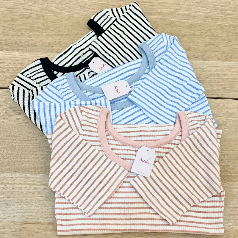Classic Striped Essential T-Shirt Zippered Front Buttoned Front Snap Front