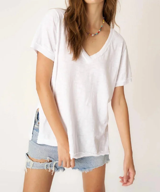 Knockout V Neck Tee White Basic T-Shirt Crew Neck Short Sleeve