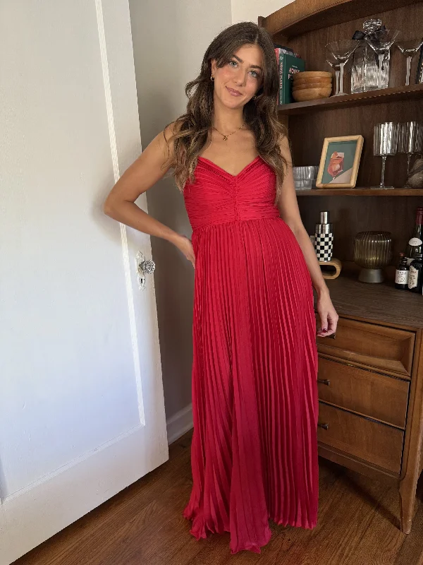 Lucy Paris Jade Rose Pleated Sleeveless Maxi Dress Fashionable Button-Down Maxi Dress Lucy Paris Jade Rose Pleated Sleeveless Maxi Dress Fashionable Button-Down Maxi Dress
