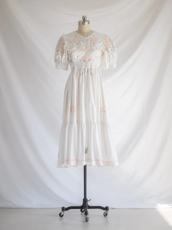 Re-design Upcycled Sunset Rose Orange Embroidery Maxi Dress Elegant Maxi Dress with Belt Re-design Upcycled Sunset Rose Orange Embroidery Maxi Dress Elegant Maxi Dress with Belt