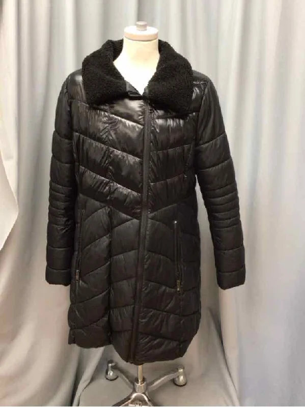 ANDREW MARC SIZE X LARGE Ladies JACKET Faux Fur Fabric Real Fur Fabric Shearling Fabric ANDREW MARC SIZE X LARGE Ladies JACKET Faux Fur Fabric Real Fur Fabric Shearling Fabric