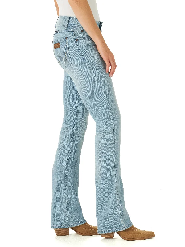 Women's Wrangler Retro Mae Jean #2315026 Comfortable Mid-Rise Jeans