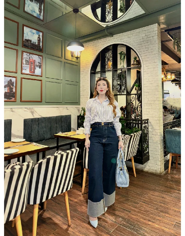 High Rise Wide Leg Jeans With Folded Hem in Dark Blue Stylish Cargo Style Jeans