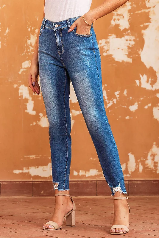 Mid-Rise Distressed Denim Blue Jeans Fashionable Slouchy Fit Jeans
