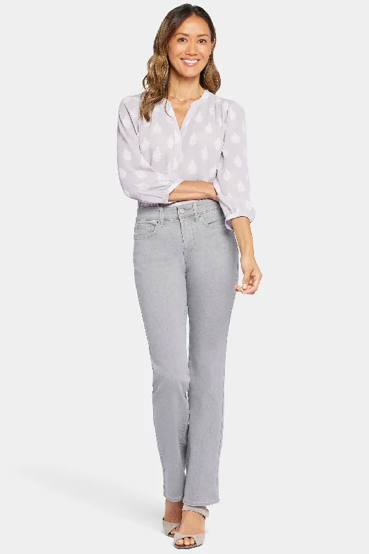 Marilyn Straight Jeans - Charisma Stylish High-Waist Jeans