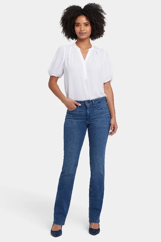 Marilyn Straight Jeans - Rendezvous Fashionable Jeggings Style Jeans