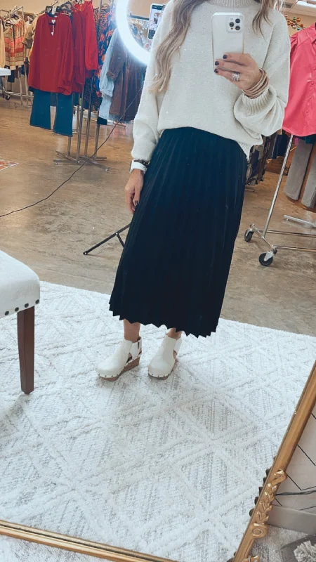 ADD THE PLEATS MIDI SKIRT-BLACK-WAREHOUSE SALE vintage skirt charm
